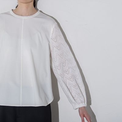 【大きいサイズ】レース刺繍袖ボリュームカットソー≪洗濯機で洗える≫