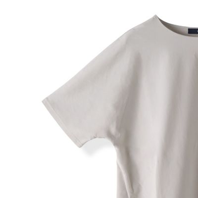 【大きいサイズ】バックフレアカットソー≪洗濯機で洗える≫
