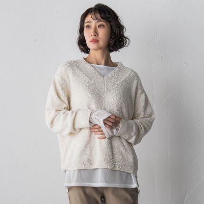 ＜la.f...（Women/大きいサイズ）＞【大きいサイズ】ツヤモールＶネックニット