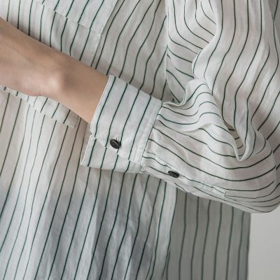 【大きいサイズ】バンドカラーラミーブラウス≪手洗い可能≫
