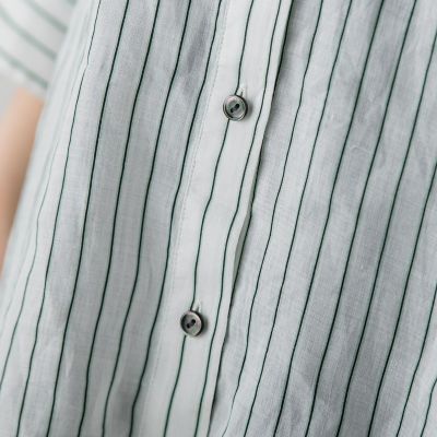 【大きいサイズ】バンドカラーラミーブラウス≪手洗い可能≫