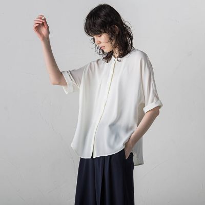 【大きいサイズ】バックサテンアムンゼンブラウス≪洗濯機で洗える≫