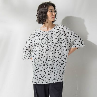 【大きいサイズ】アニマルブラウス≪洗濯機で洗える≫