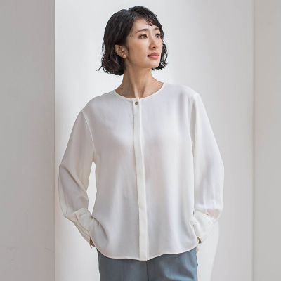 【送料無料】la.f...（Women/大きいサイズ）/ラ エフ L（大きいサイズ）メランジツイルノーカラーブラウス&#8810;洗濯機で洗える&#8811; 01ホワイト トップス【三越伊勢丹/公式】