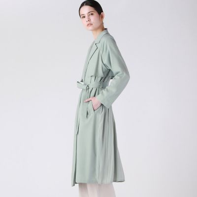 ＜Droite lautreamont (Women)＞【ＷＥＢ限定】【一部店舗限定】サテンコート