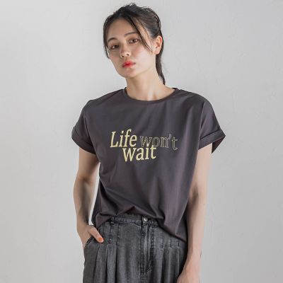 ＜Droite lautreamont (Women)＞ドライタッチコットンＮＥＷロゴＴシャツ≪洗濯機で洗える≫