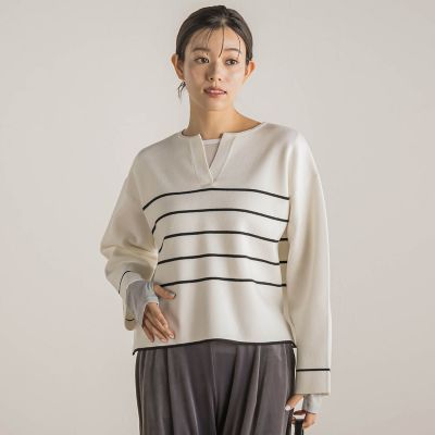＜Droite lautreamont (Women)＞スリットネックニット≪手洗い可能≫