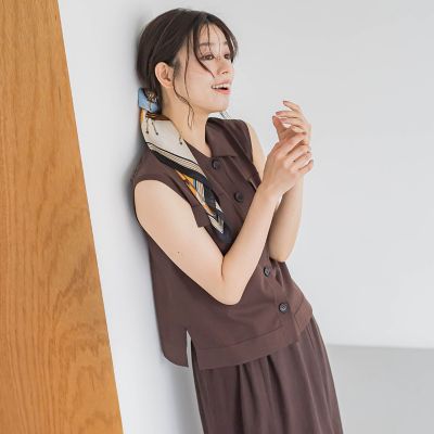 ポロ襟ノースリーブニット≪手洗い可能≫