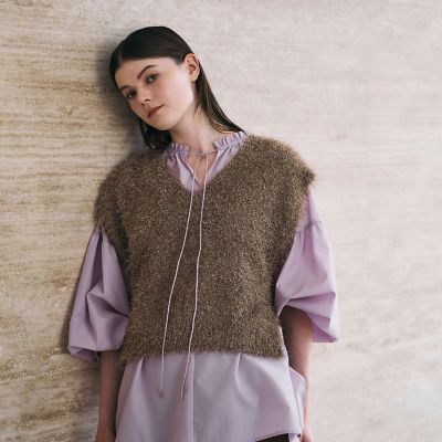 ＜Droite lautreamont (Women)＞ラメフェザーニットベスト≪手洗い可能≫