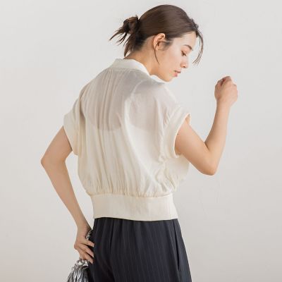 ブライトスラブブラウス