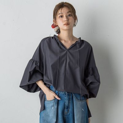 ＜Droite lautreamont (Women)＞セミシアーフリルブラウス≪洗濯機で洗える≫