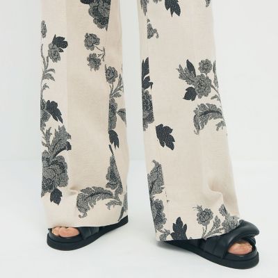 モノトーンフラワープリント フレアパンツ | CABaN/キャバン | 三越