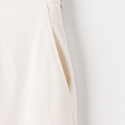 ＣＡＢａＮ　コットンシルストレッチ　デニムフレアパンツ