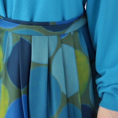 ＣＡＢａＮ　シルクツイル　ビッグドットプリント　フレアスカート