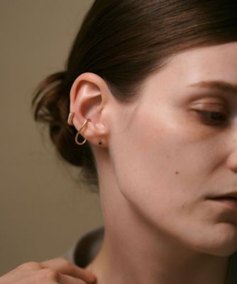 ピース］ K18YG サファイア スクエア ピアス | ete bijoux (Women