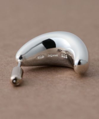 プランプ　ピアス