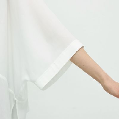 ＴＯＭＯＲＲＯＷＬＡＮＤ　．Ｂ　ボイルダブルクロス　オーバーサイズブラウス