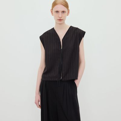 トゥモローランドビー シャークスキンバックジップブラウス 2026SS シャークスキン バックジップブラウス | TOMORROWLAND .B (Women