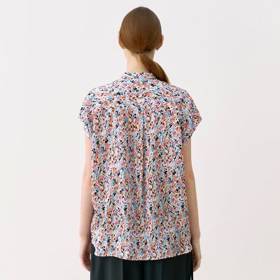 店舗限定】シルク プチフラワープリント ノースリーブシャツ