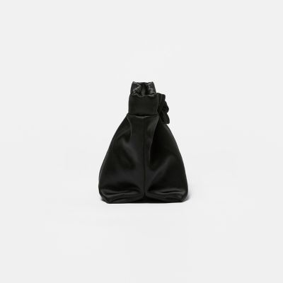 ＣＡＢａＮ　ｂｙ　Ｐａｔｒｉｃｉａ　Ｕｒｑｕｉｏｌａ　スモールサテンポシェット