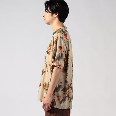 ＴＷＯ　ＰＡＬＭＳ　レーヨン　アロハシャツ