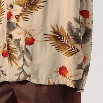 ＴＷＯ　ＰＡＬＭＳ　レーヨン　アロハシャツ