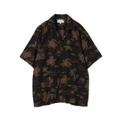 ＴＷＯ　ＰＡＬＭＳ　レーヨン　アロハシャツ