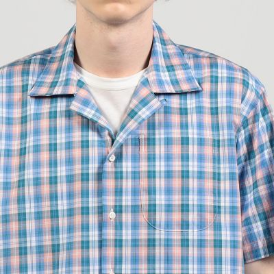 【別注】ＩＮＤＩＶＩＤＵＡＬＩＺＥＤ　ＳＨＩＲＴＳ　コットン　キャンプカラーシャツ