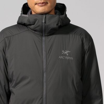 ＡＲＣ'ＴＥＲＹＸ ＡＴＯＭ ＬＴ ＨＯＯＤＹ ナイロン ジップアップ