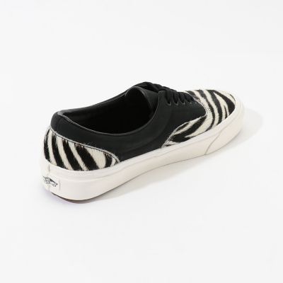 ＶＡＮＳ　ＥＲＡ　９５　ＤＸ　Ｚｅｂｒａ　スニーカー