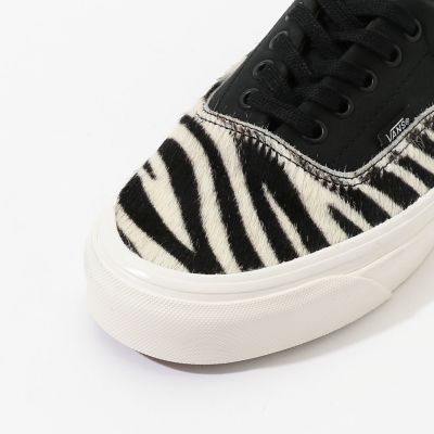 ＶＡＮＳ　ＥＲＡ　９５　ＤＸ　Ｚｅｂｒａ　スニーカー
