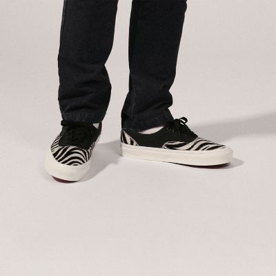 ＶＡＮＳ　ＥＲＡ　９５　ＤＸ　Ｚｅｂｒａ　スニーカー