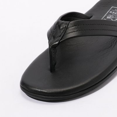ＩＳＬＡＮＤ　ＳＬＩＰＰＥＲ　ＰＴ２０２　レザートングサンダル