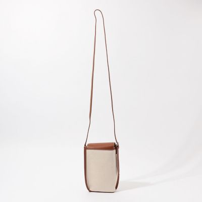 Ｔｈｅ　ｄｉｌｅｔｔａｎｔｅ　コットンキャンバス×レザー　サコッシュ