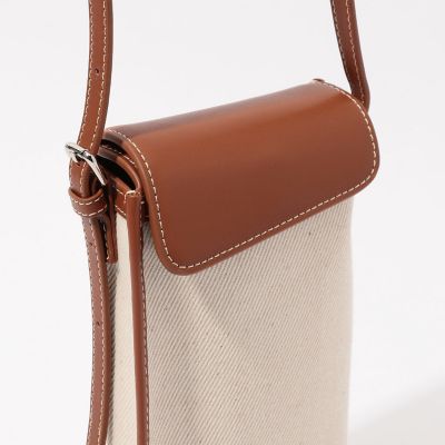 Ｔｈｅ　ｄｉｌｅｔｔａｎｔｅ　コットンキャンバス×レザー　サコッシュ