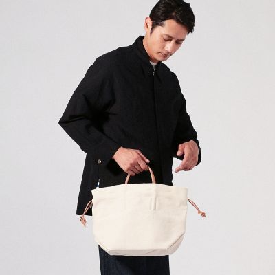 ＡＭＩＡＣＡＬＶＡ　ウォッシュドキャンバス　トートバッグ