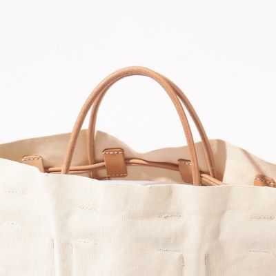 ＡＭＩＡＣＡＬＶＡ　ウォッシュドキャンバス　トートバッグ