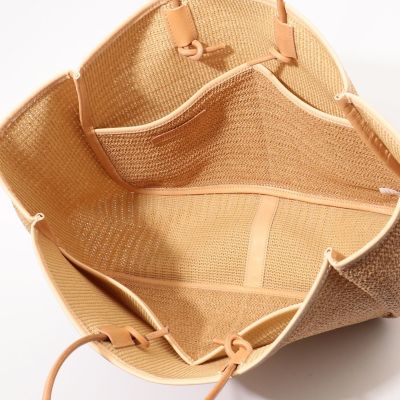 ＡＭＩＡＣＡＬＶＡ　Ｇｒａｓｓｙ　Ｔｏｔｅ　Ｌ　バッグ