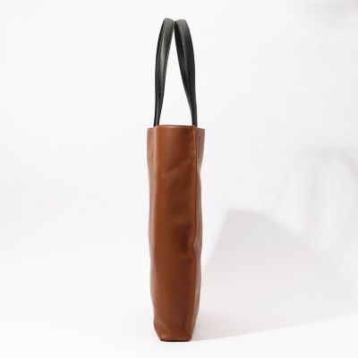 【別注】ＴＨＥ　ＤＩＬＥＴＴＡＮＴＥ×ＴＯＭＯＲＲＯＷＬＡＮＤ　エコレザー　トートバッグ