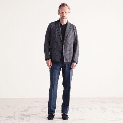ポリエステルペーパー　ダブルブレスト６Ｂニットジャケット