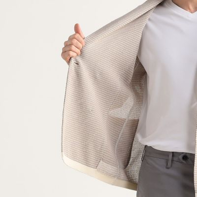 ポリエステルペーパー　ダブルブレスト６Ｂニットジャケット