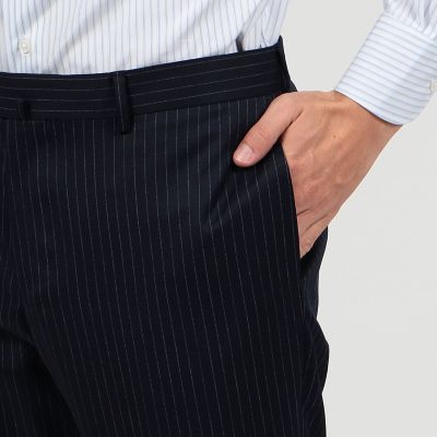 ウール　ピンストライプ　シングルブレステッド２Ｂスーツ