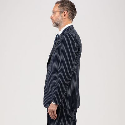 リネンウール　シングルブレステッド２Ｂスーツ　Ｄｏｒｍｅｕｉｌ　Ｔｕｍｂｌｅｄ　Ｌｉｎｅｎ