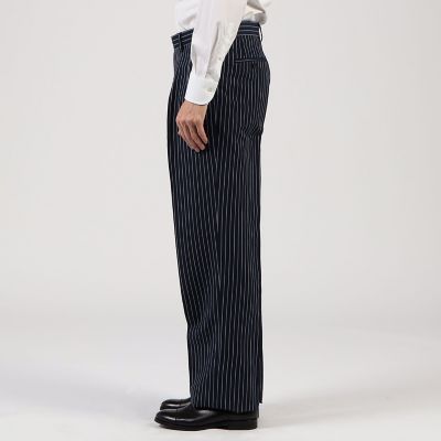リネンウール　シングルブレステッド２Ｂスーツ　Ｄｏｒｍｅｕｉｌ　Ｔｕｍｂｌｅｄ　Ｌｉｎｅｎ