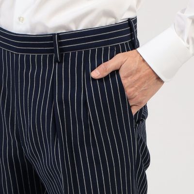 リネンウール　シングルブレステッド２Ｂスーツ　Ｄｏｒｍｅｕｉｌ　Ｔｕｍｂｌｅｄ　Ｌｉｎｅｎ