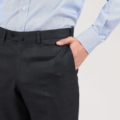 ＴＲＡＶＥＬＬＥＲ　ウールシルク　シングルブレステッド２Ｂスーツ　Ｅ．Ｚｅｇｎａ