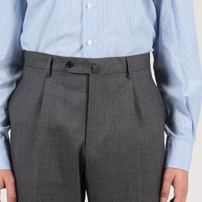 １５　ＰＯＩＮＴ　７　ウール　シングルブレステッド　２Ｂスーツ　ＤＯＲＭＥＵＩＬ