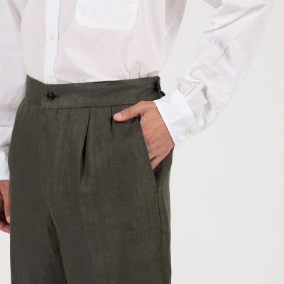 フレンチリネン　バックベルト　ショートパンツ