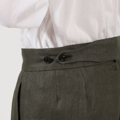 フレンチリネン　バックベルト　ショートパンツ