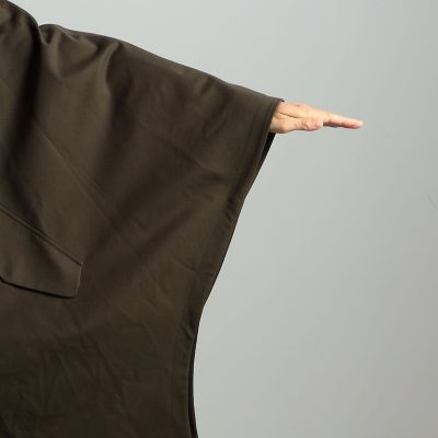 【未使用に近い】Hevo×トゥモローランド ウールコットンツイル ポンチョコート セール】 【別注】Hevo×TOMORROWLAND MATINO ウールコットンツイル